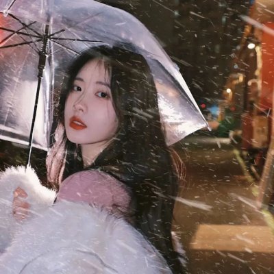 不认识的女友
